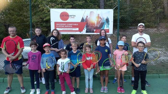 L'École de Tennis Club Salinois organise un match aux couleurs des Experts Unis !